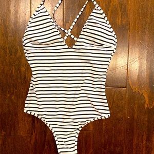 Cupshe Striped One Piece Swimsuit